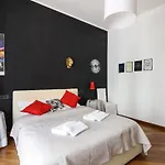 Grande In Zona Navigli Apartmán *