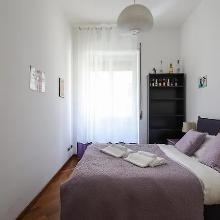 Apartment Grande In Zona Navigli Milan